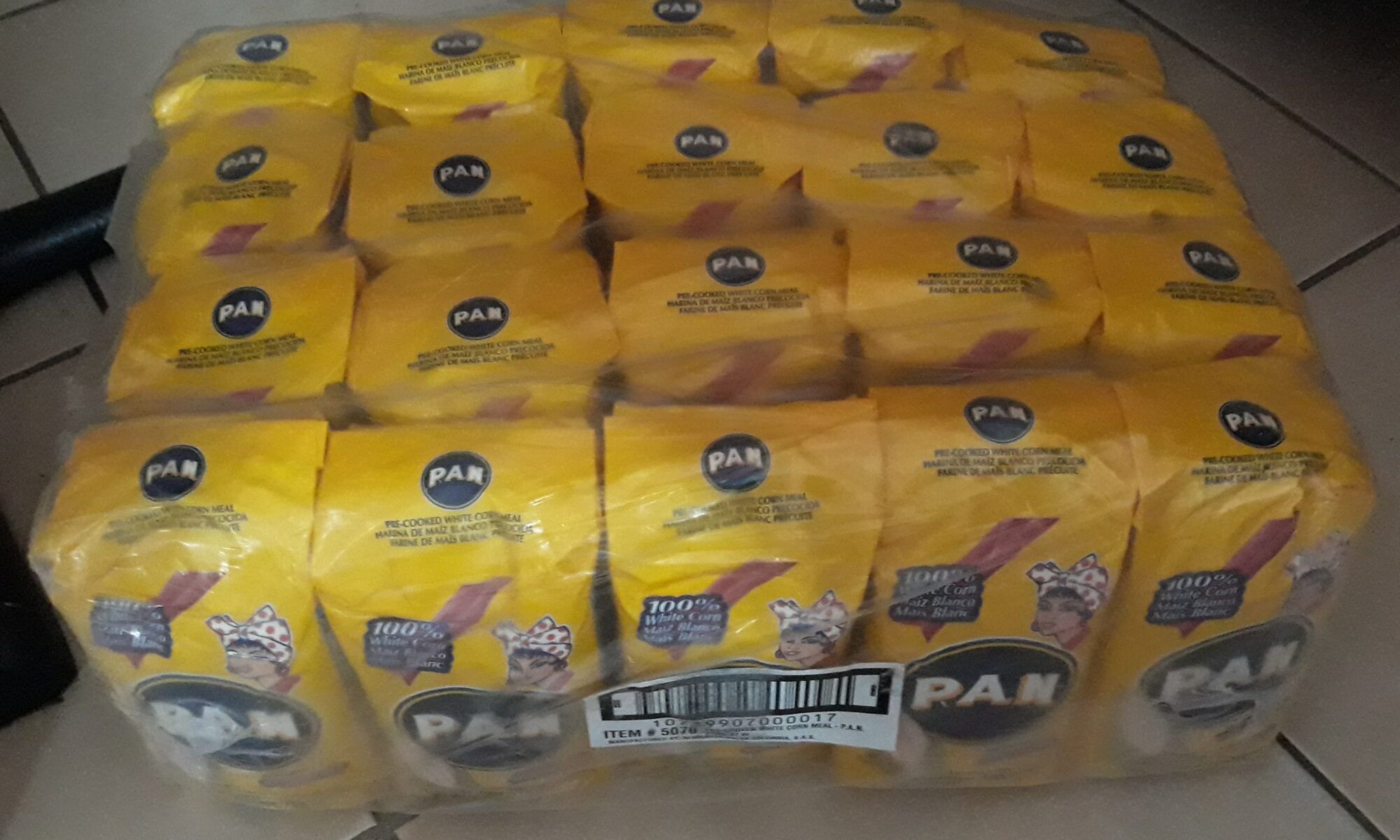 HARINA PAN ( White Corn Flour )